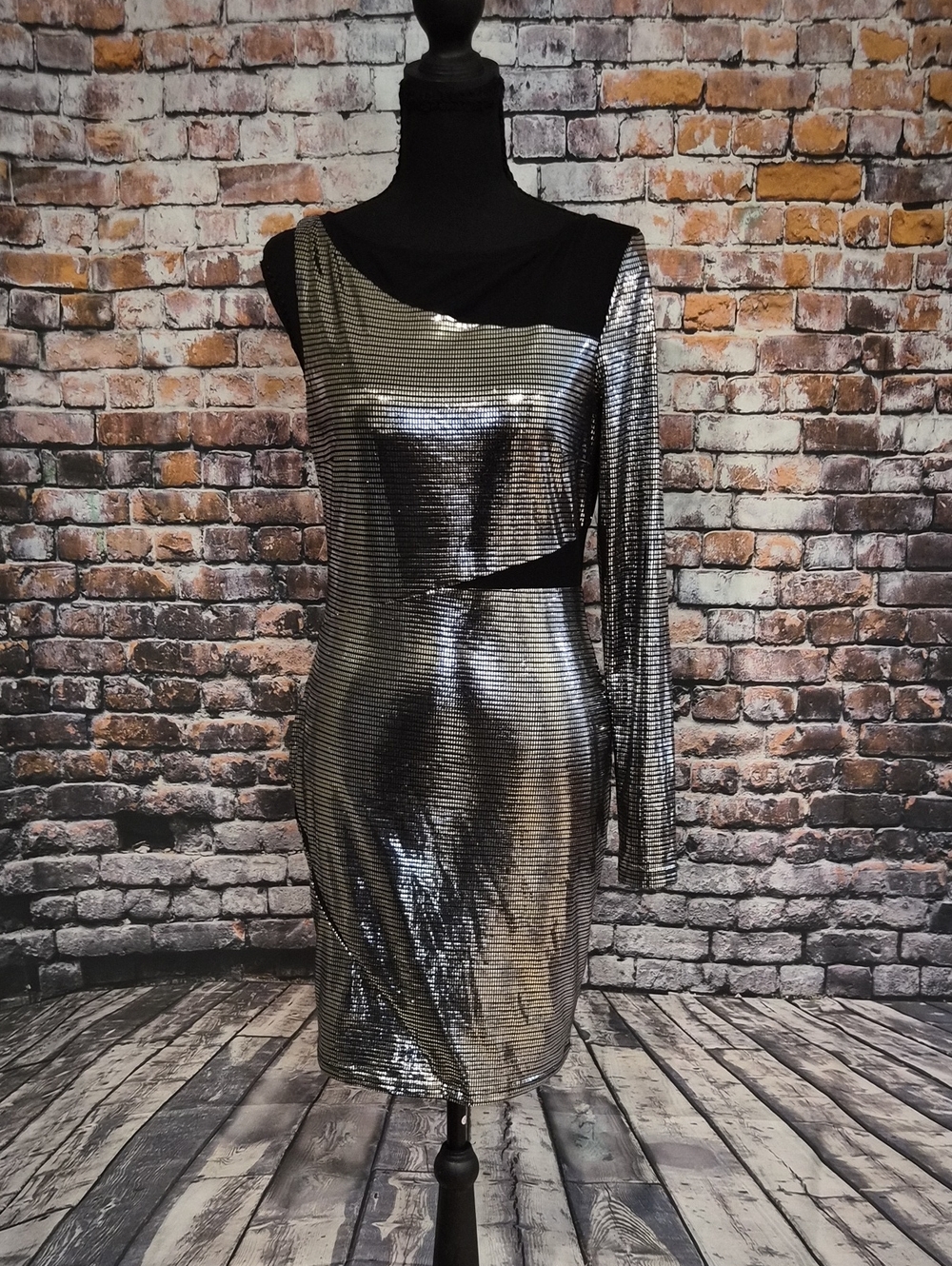 bebe Aflliction Y2K Metallic Silver One-Shoulder Cutout Midi Dress